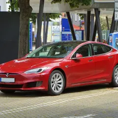Ile kosztuje najtańszy samochód elektryczny? Ceny nowych i używanych modeli
