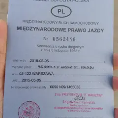 Jak wygląda międzynarodowe prawo jazdy? Odkryj jego tajemnice i znaczenie