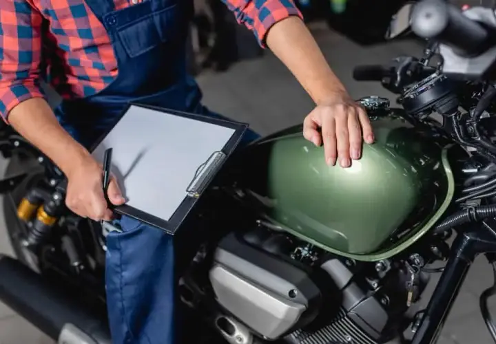 Jak zarejestrować motorower bez dokumentów i uniknąć problemów?