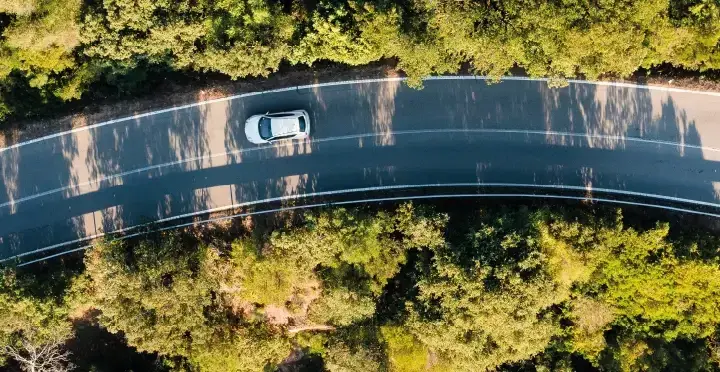 Ile kilometrów przejedzie samochód elektryczny? Zaskakujące fakty i porady