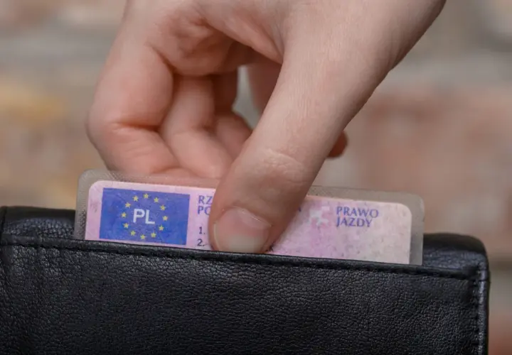 Czy na 50cc trzeba mieć prawo jazdy? Sprawdź ważne informacje